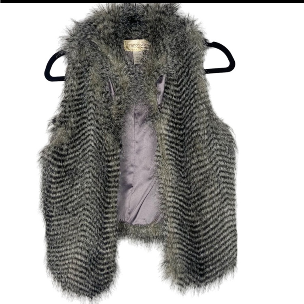 Francesca's Collections Faux Fur Vest in Gray and Black